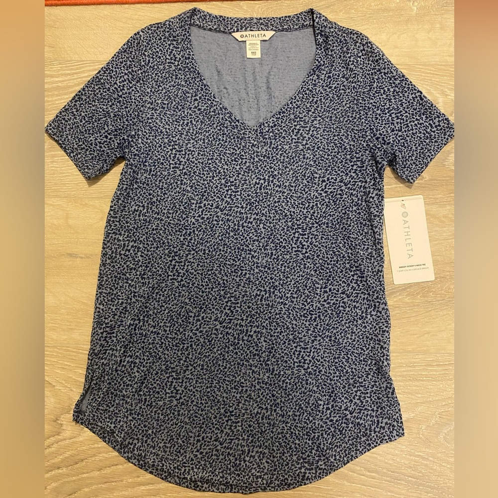 Athleta • Breezy Tee • NWT